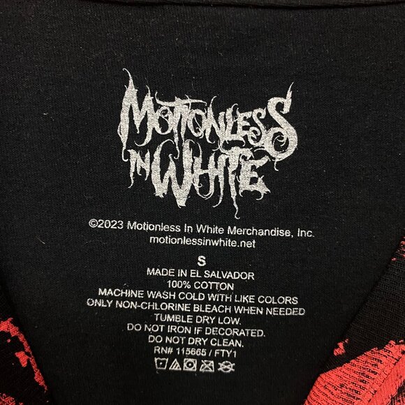 Motionless in White All over Front Graveyard Rock Tshirt size Small - Picture 4 of 4